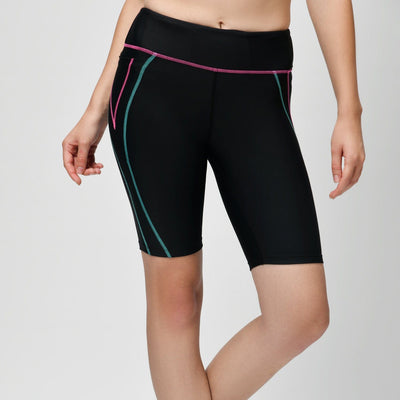 picture of ladies cycling shorts 